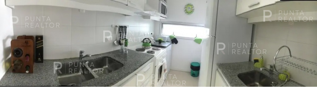 Apartamento ID.606 - Penthouse en venta en Playa Mansa, Punta del Este, Uruguay
