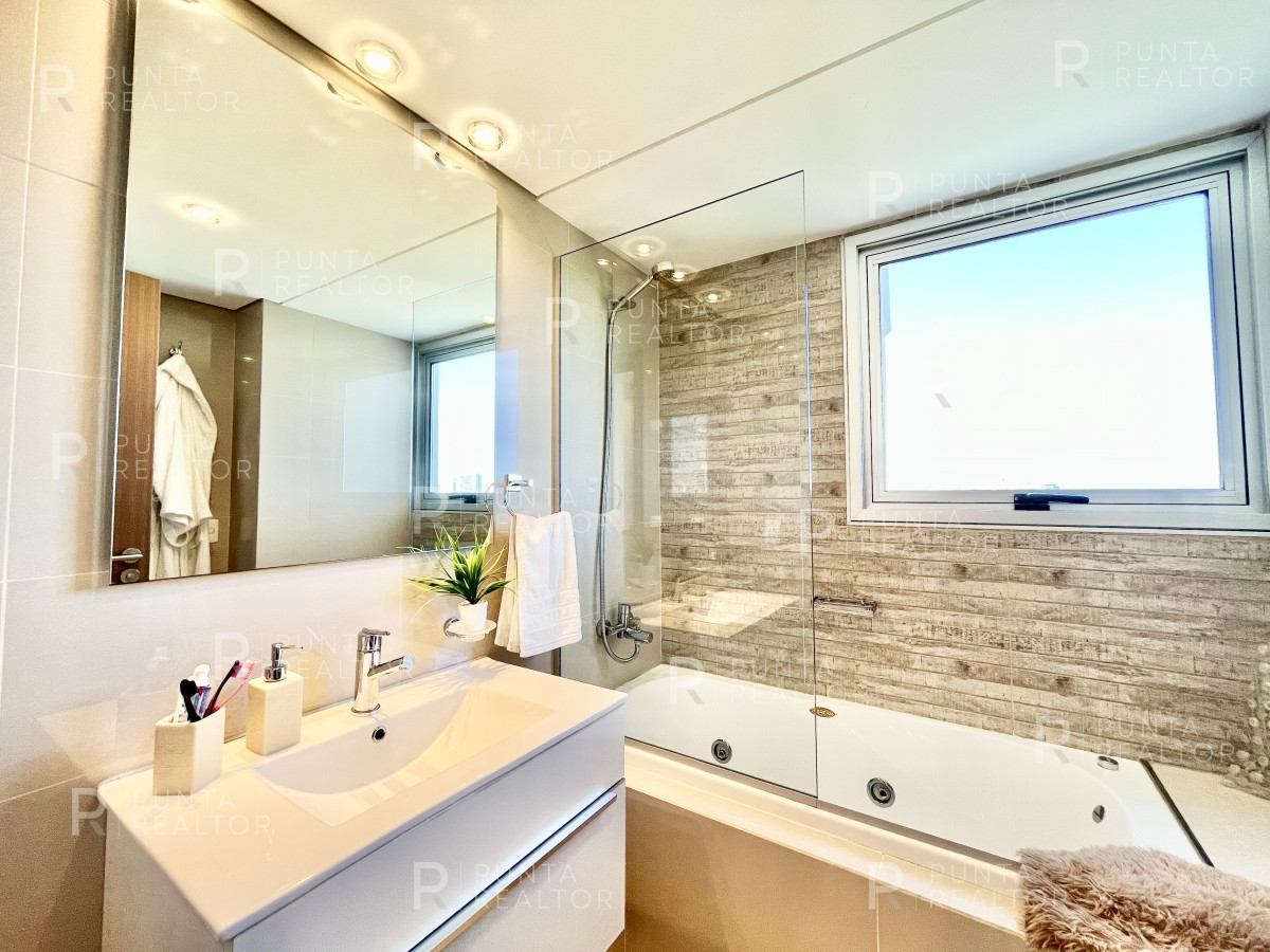 Apartamento ID.980 - Departamento Alquiler 3 Dormitorios, Look Brava, Playa Brava, Punta del Este, Uruguay