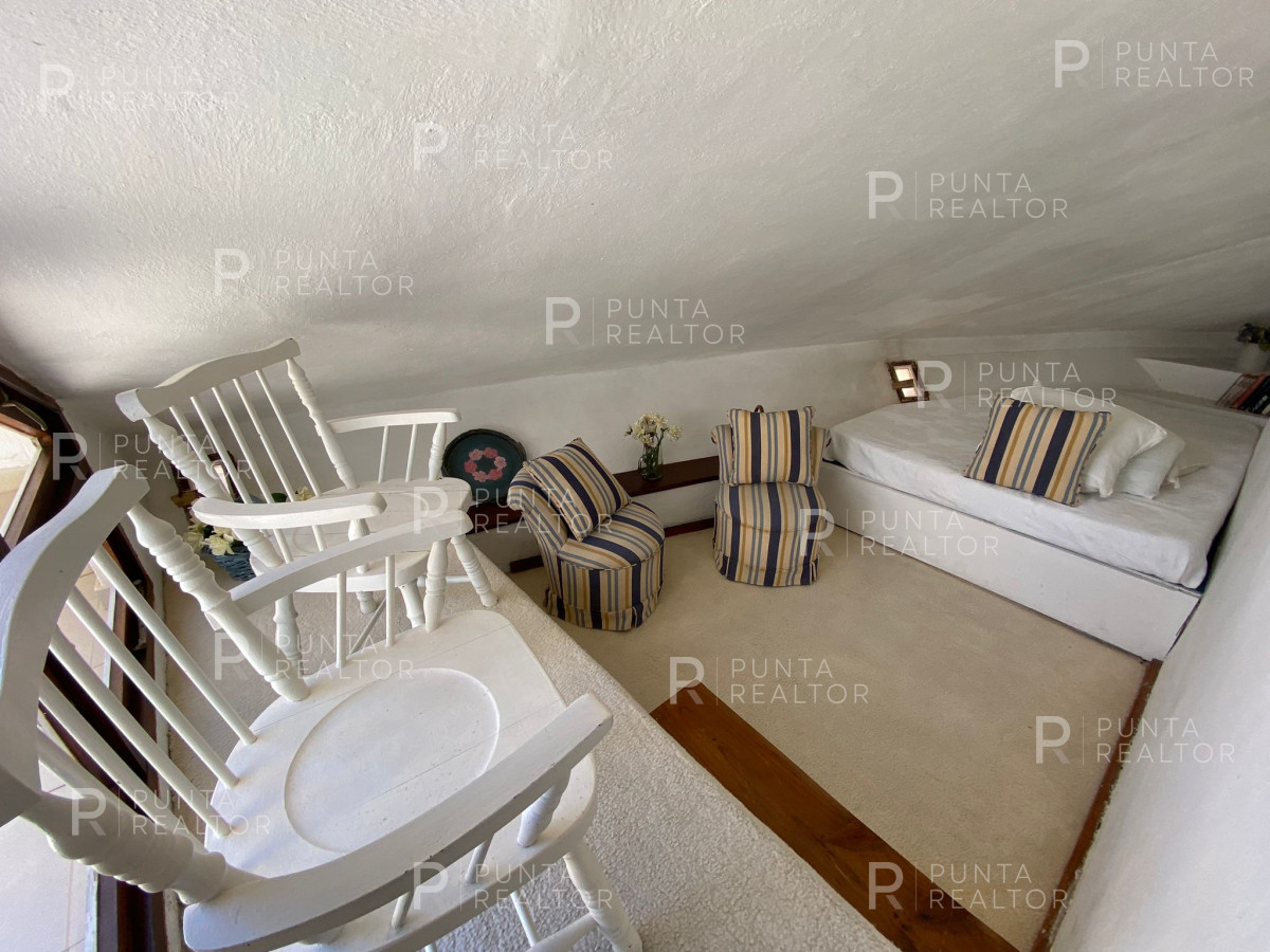 Apartamento ID.933 - Apartamento en alquiler en la Península de Punta del Este, Uruguay
