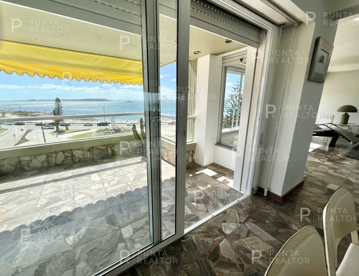 Apartamento ID.1891 - Departamento de 3 dormitorios en venta, Playa Mansa, Punta del Este, Uruguay