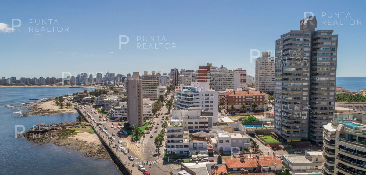Apartamento ID.619 - Penthouse Departamento 2 dormitorios, Puerto, Punta del Este, Uruguay