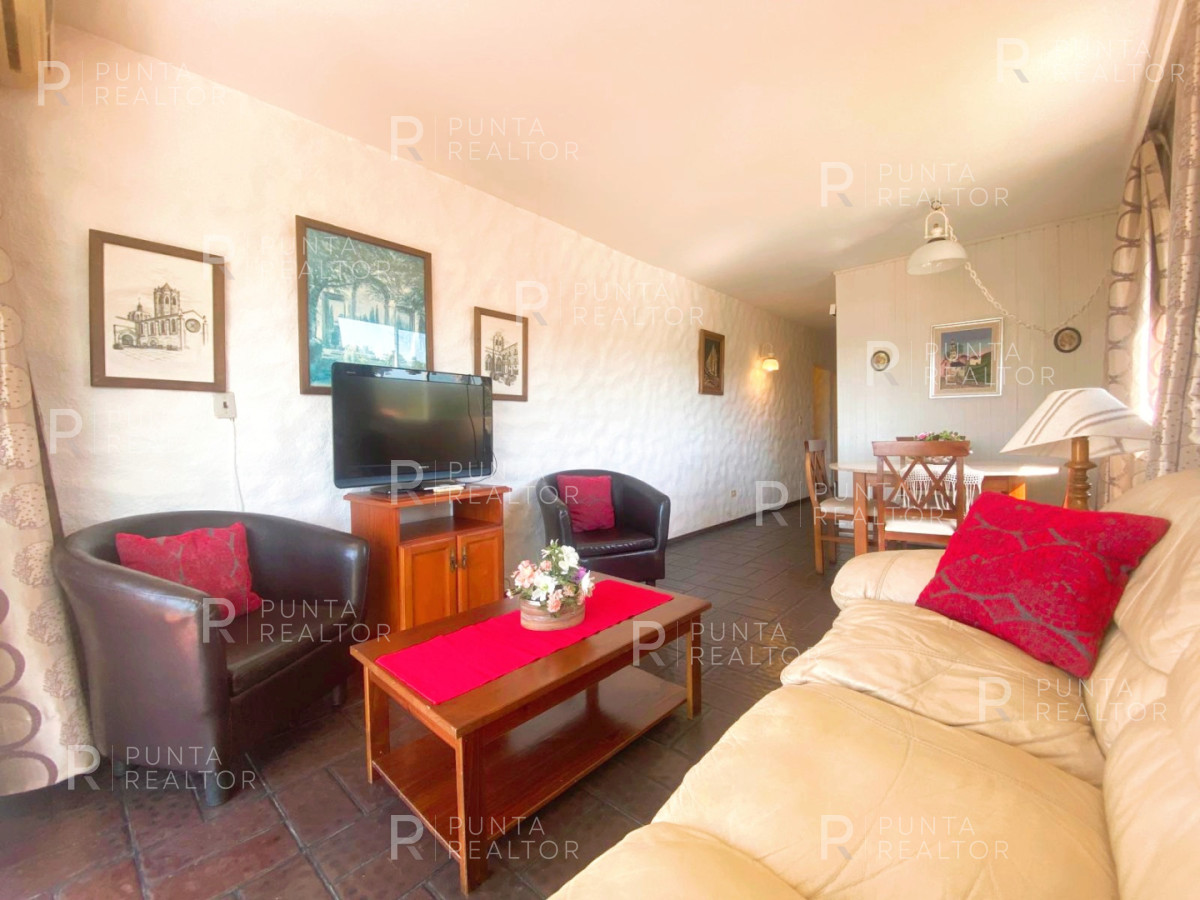 Apartamento ID.2523 - Venta Departamento 2 Dormitorios, Playa Mansa, Punta Del Este, Uruguay