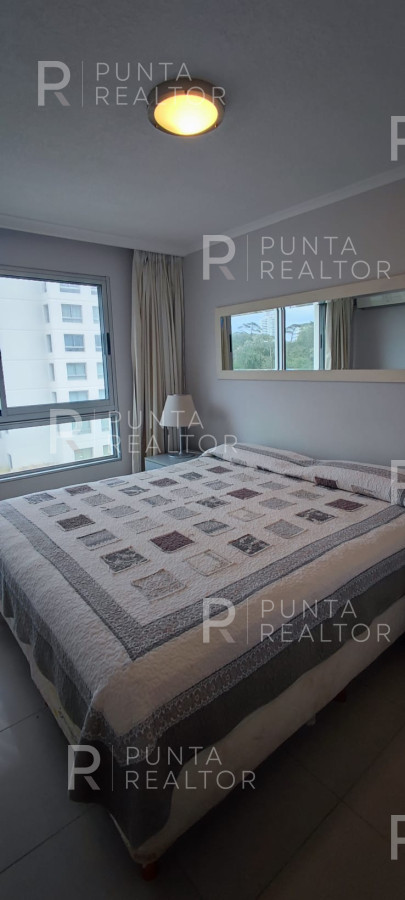 Apartamento ID.378 - Departamento 4 dormitorios alquiler, Ocean Drive , Punta del Este, Uruguay