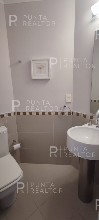 Apartamento ID.378 - Departamento 4 dormitorios alquiler, Ocean Drive , Punta del Este, Uruguay