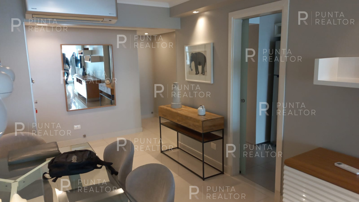 Apartamento ID.2391 - Departamento Alquiler 3 Dormitorios, Miami Boulevard, Playa Mansa, Punta del Este, Uruguay