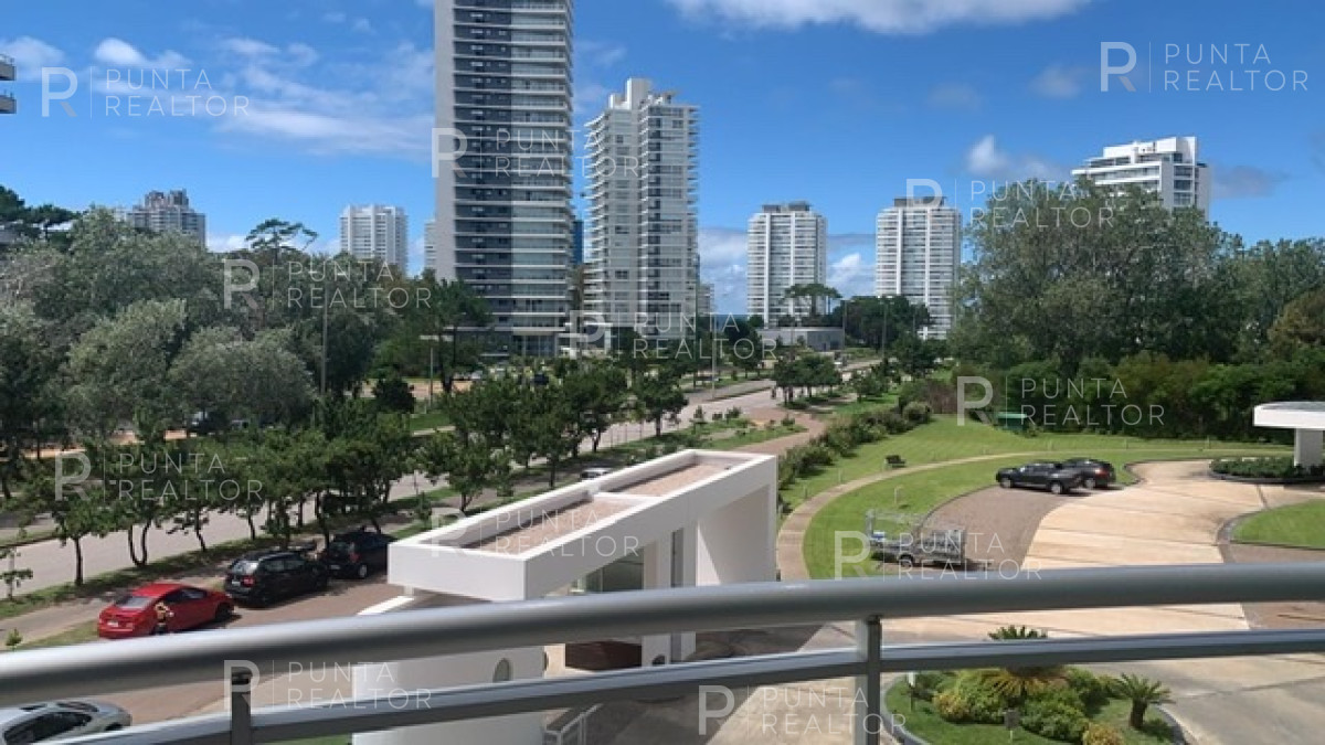 Apartamento ID.378 - Departamento 4 dormitorios alquiler, Ocean Drive , Punta del Este, Uruguay