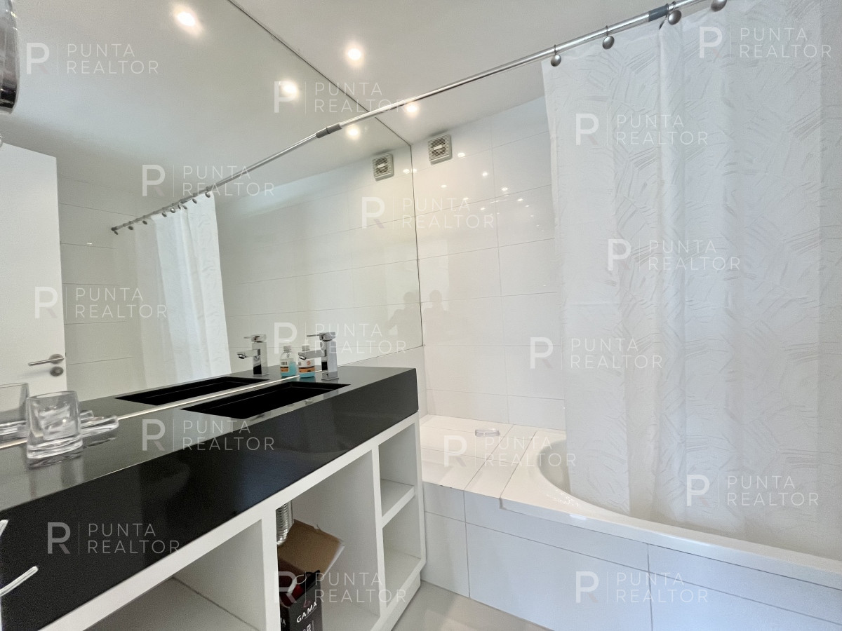 Apartamento ID.1740 - Apartamento en venta en Bikini Beach, Manantiales, Uruguay