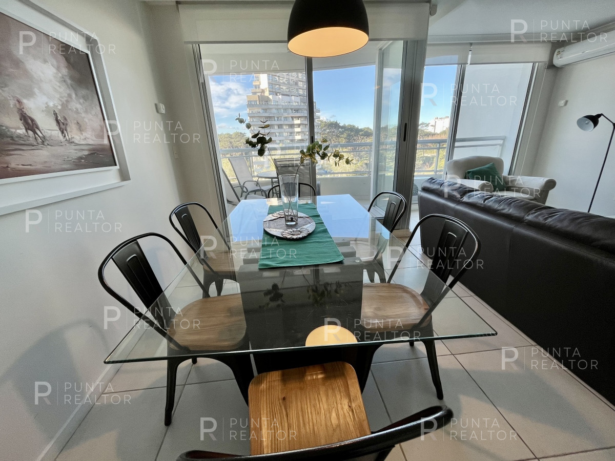 Apartamento ID.379 - Departamento, Alquiler, 2 dormitorios, Ocean Drive, Punta del Este, Uruguay