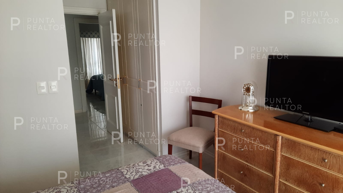 Apartamento ID.2086 - Departamento venta 3 dormitorios, Coral Tower, Punta del Este, Uruguay