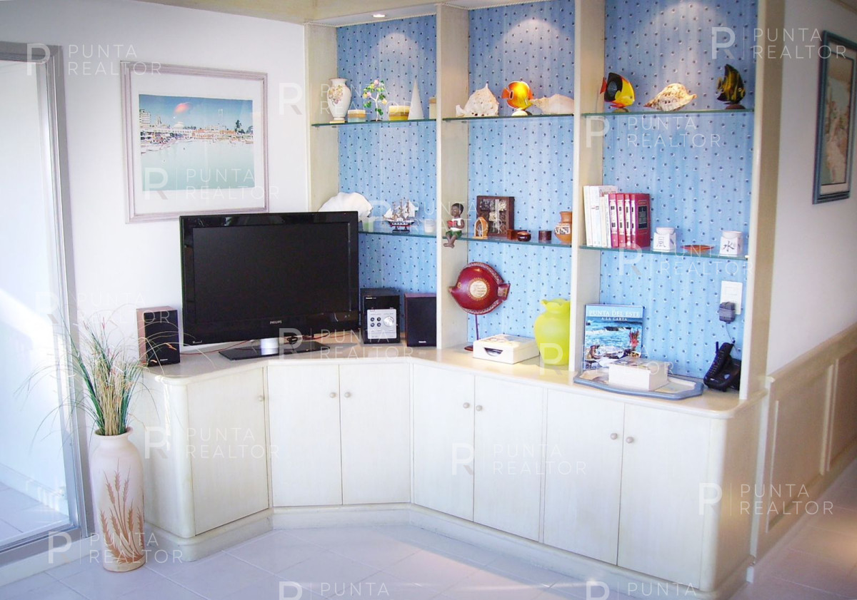 Apartamento ID.2311 - Departamento venta 2 dormitorios, Playa Mansa, Punta del Este, Uruguay