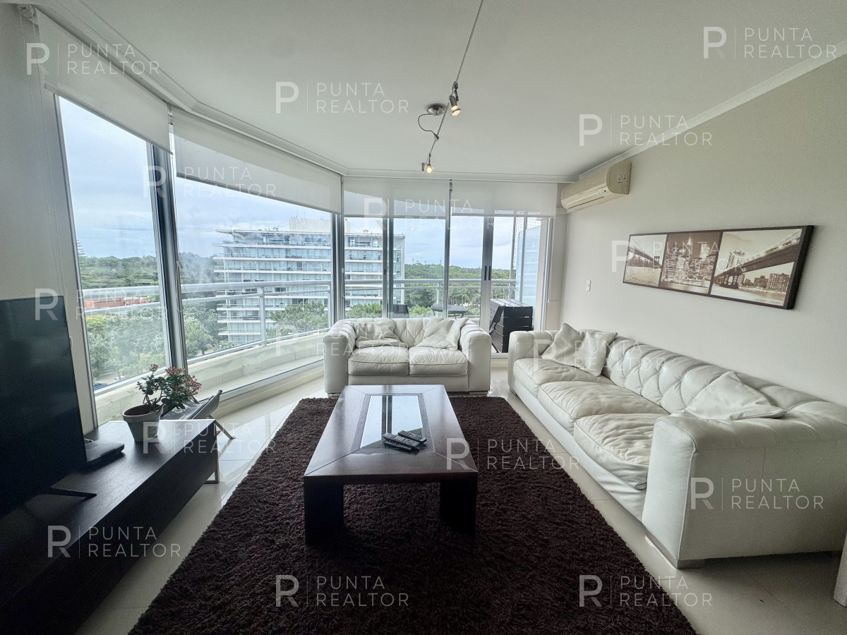 Apartamento ID.2196 - Departamento en Alquiler Ocean Drive 3 dormitorios, Punta del Este, Uruguay