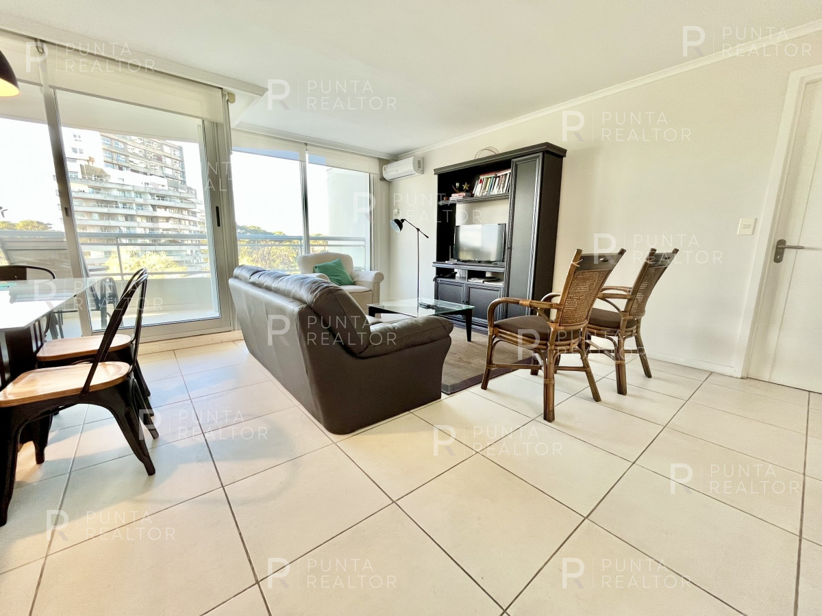 Apartamento ID.379 - Departamento, Alquiler, 2 dormitorios, Ocean Drive, Punta del Este, Uruguay