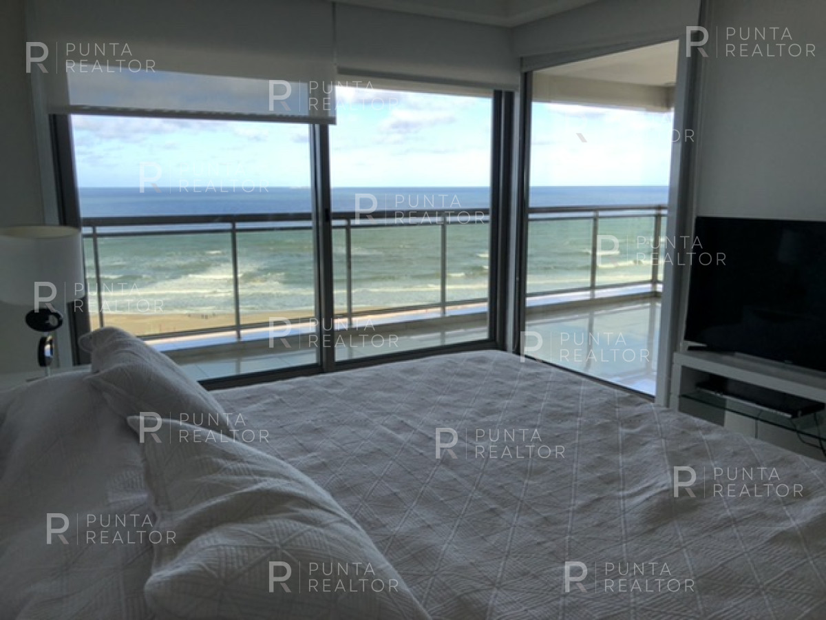 Apartamento ID.54 - Departamento venta 4 dormitorios, Imperiale, Punta del Este, Uruguay