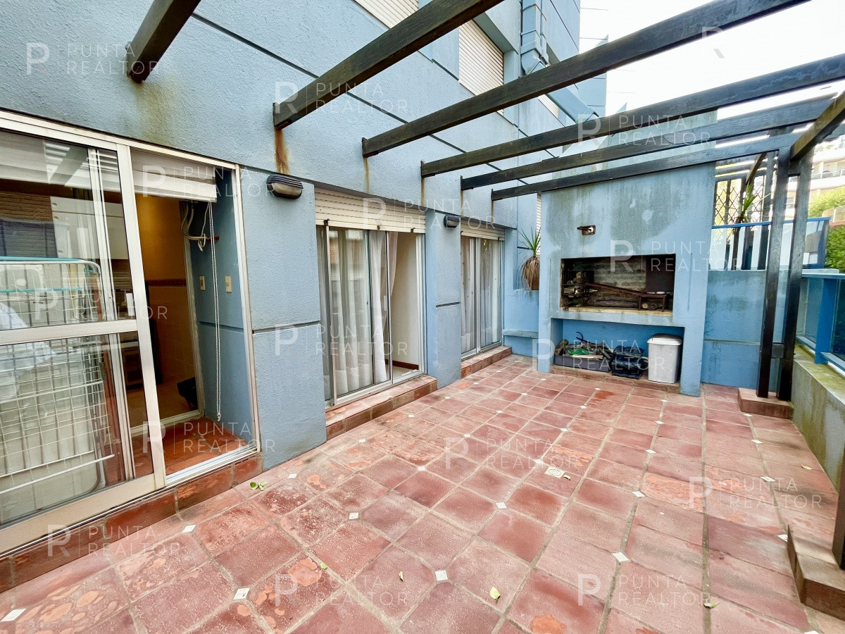 Apartamento ID.1614 - Apartamento de 3 dormitorios en El Emir, Punta del Este, Uruguay