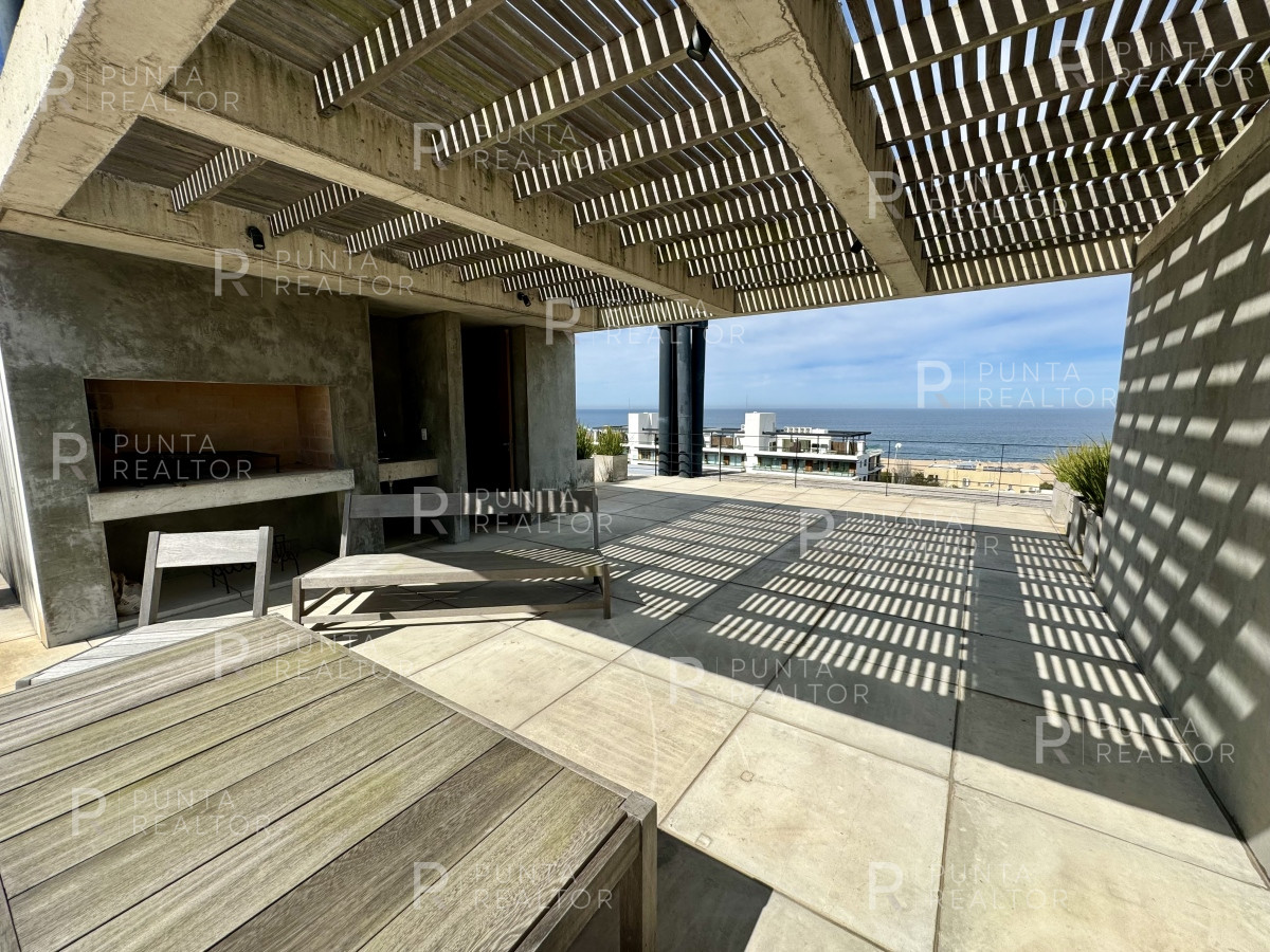 Apartamento ID.2218 - Penthouse Alquiler, 2 dormitorios, Manantiales, Uruguay