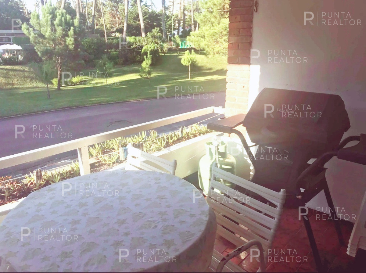 Apartamento ID.2506 - Venta Departamento, 2 Dormitorios, Arcobaleno, Playa Mansa, Punta Del Este, Uruguay  