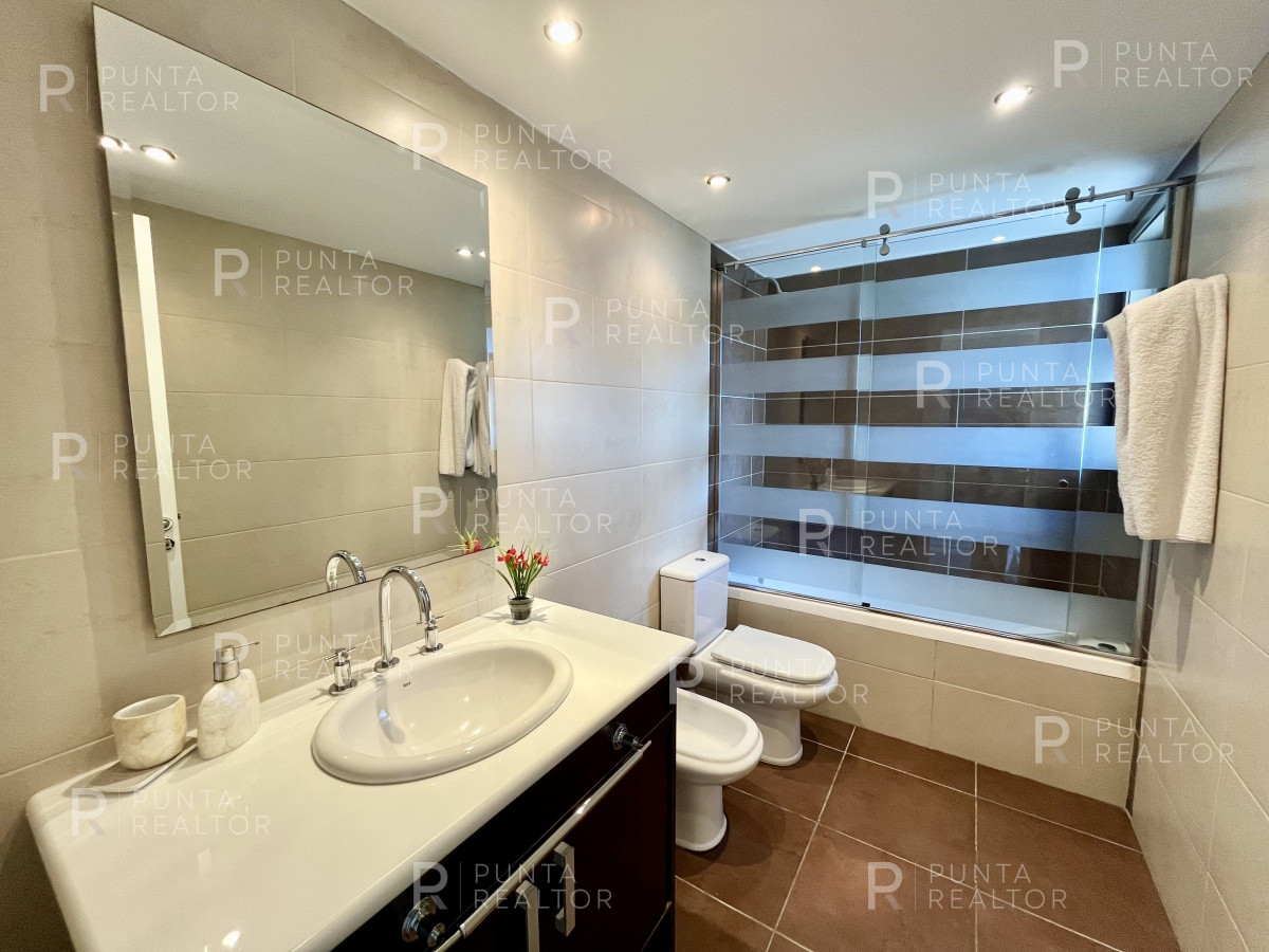 Apartamento ID.1097 - Departamento venta 4 dormitorios, Imperiale, Playa Brava, Punta del Este, Uruguay
