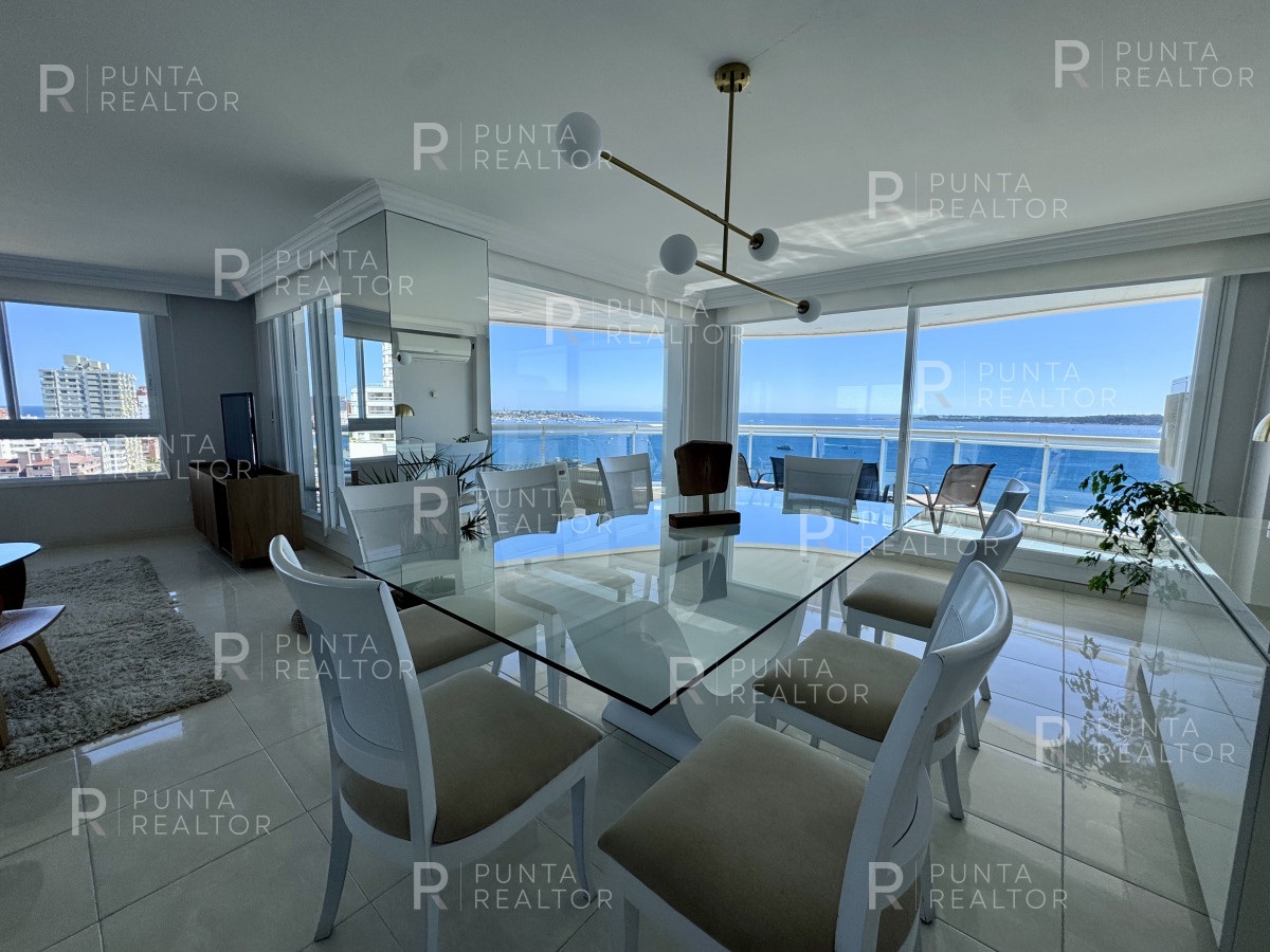 Apartamento ID.70 - Depatamento venta 4 dormitorios,  Playa Mansa, Punta del Este, Uruguay