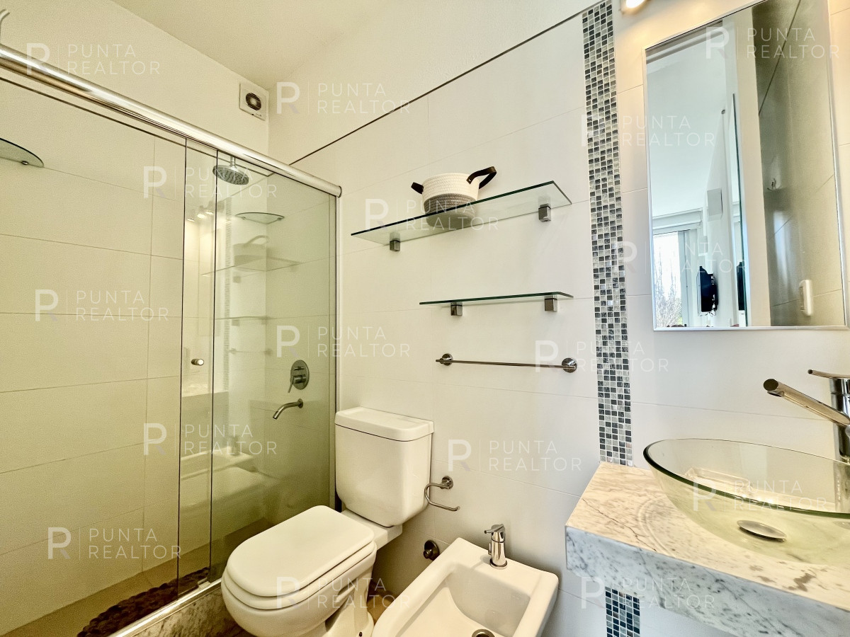 Apartamento ID.1735 - Excelente apartamento en Manantiales con parrilla en la terraza y vista al mar, Punta del Este, Uruguay