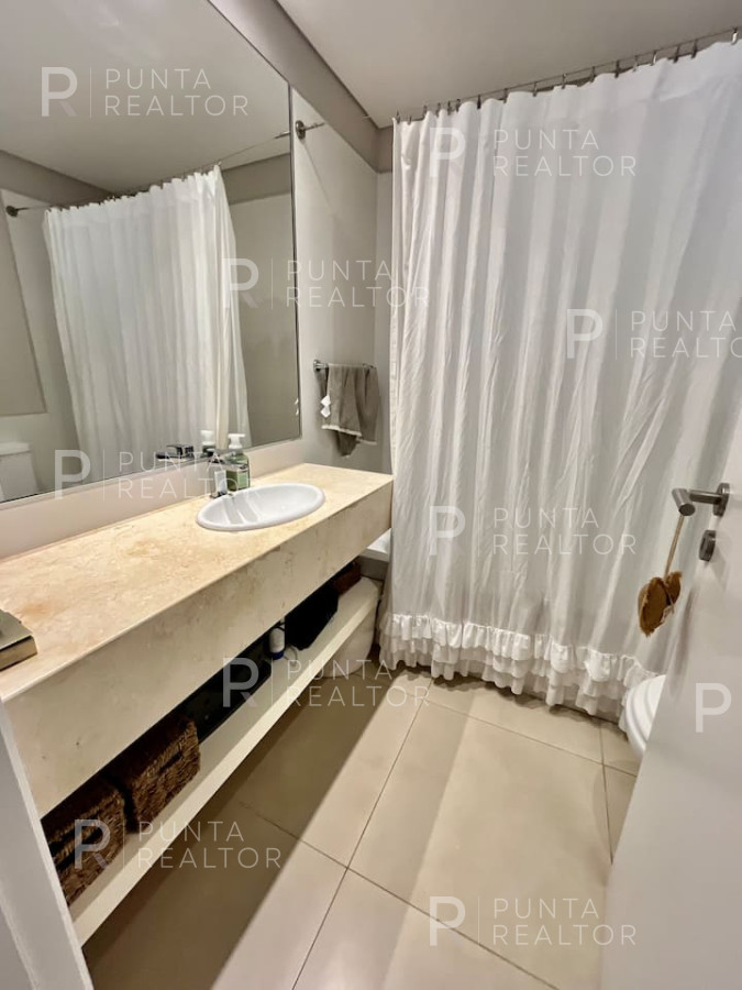Apartamento ID.2171 - Departamento Alquiler, 2 dormitorios,  La Barra, Uruguay