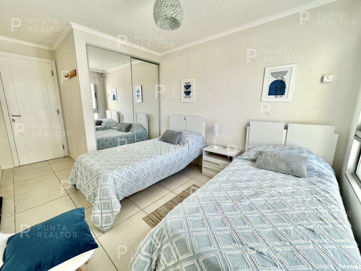 Apartamento ID.379 - Departamento, Alquiler, 2 dormitorios, Ocean Drive, Punta del Este, Uruguay