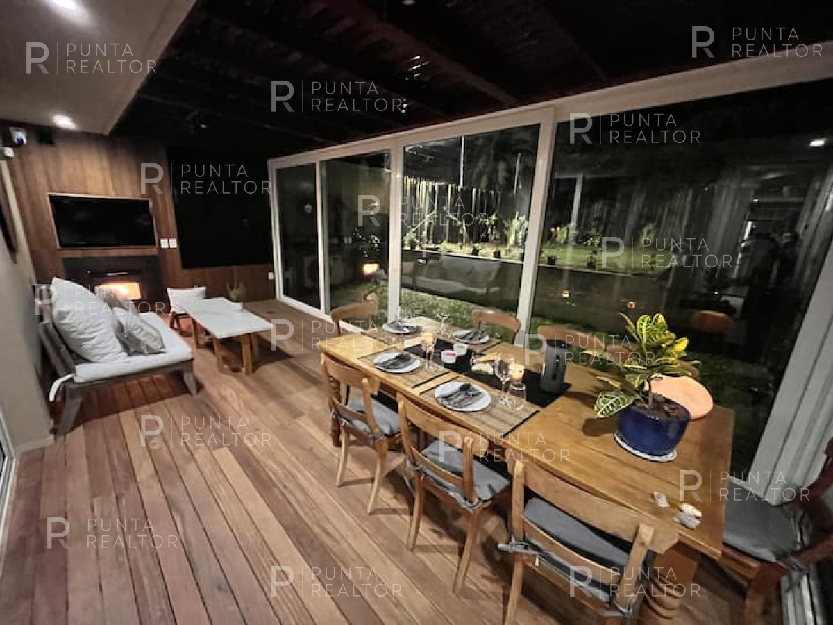 Apartamento ID.2171 - Departamento Alquiler, 2 dormitorios,  La Barra, Uruguay