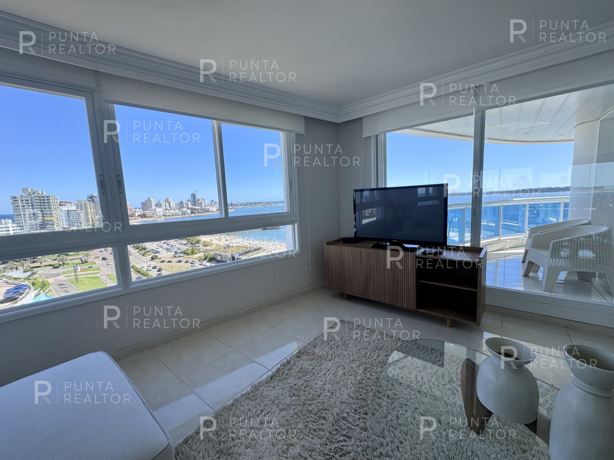 Apartamento ID.70 - Depatamento venta 4 dormitorios,  Playa Mansa, Punta del Este, Uruguay