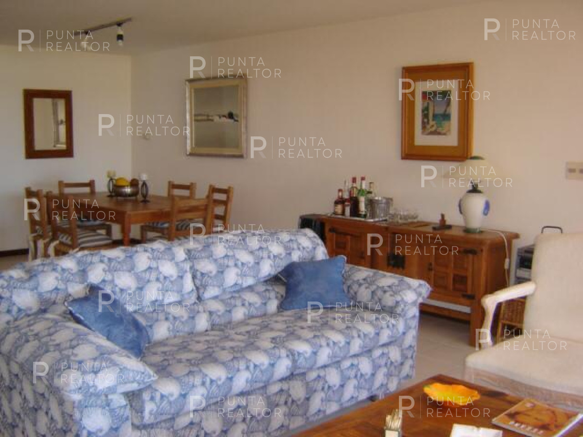 Apartamento ID.2366 - Departamento venta 3 dorimtorios y servicio, Manantiales, Uruguay