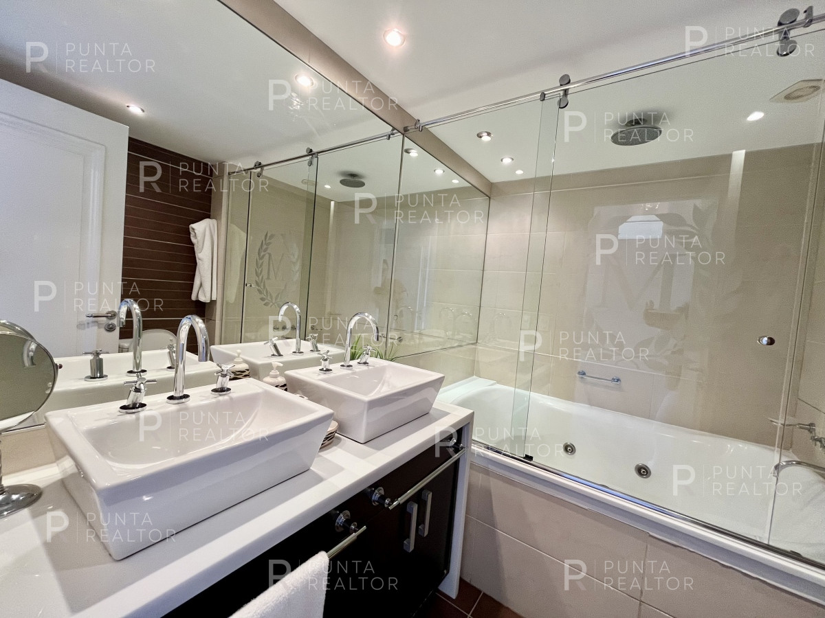 Apartamento ID.1097 - Departamento venta 4 dormitorios, Imperiale, Playa Brava, Punta del Este, Uruguay