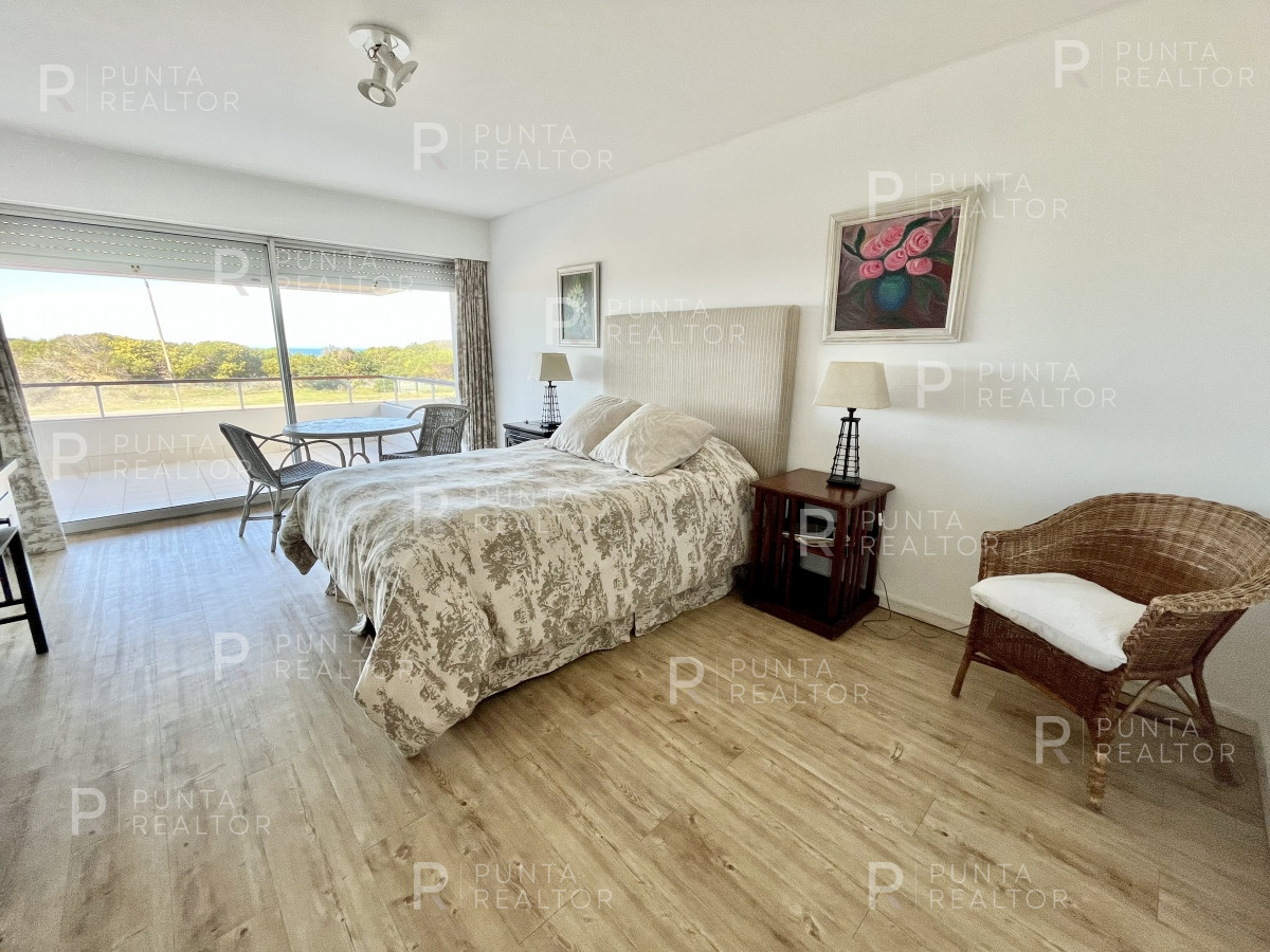 Apartamento ID.1762 - Apartamento alquiler 5 dormitorios Rincón del Indio, Punta del Este, Uruguay