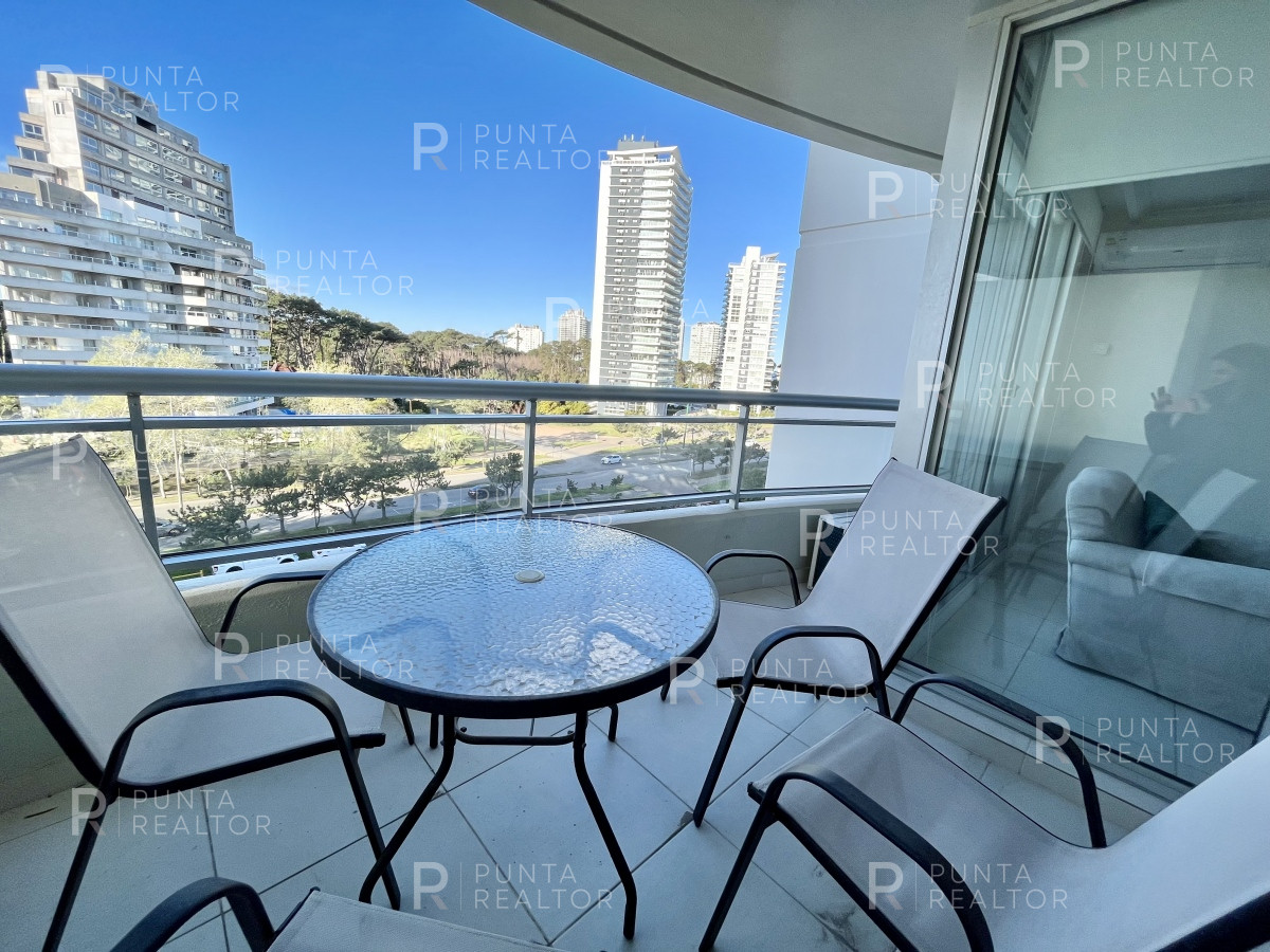 Apartamento ID.379 - Departamento, Alquiler, 2 dormitorios, Ocean Drive, Punta del Este, Uruguay