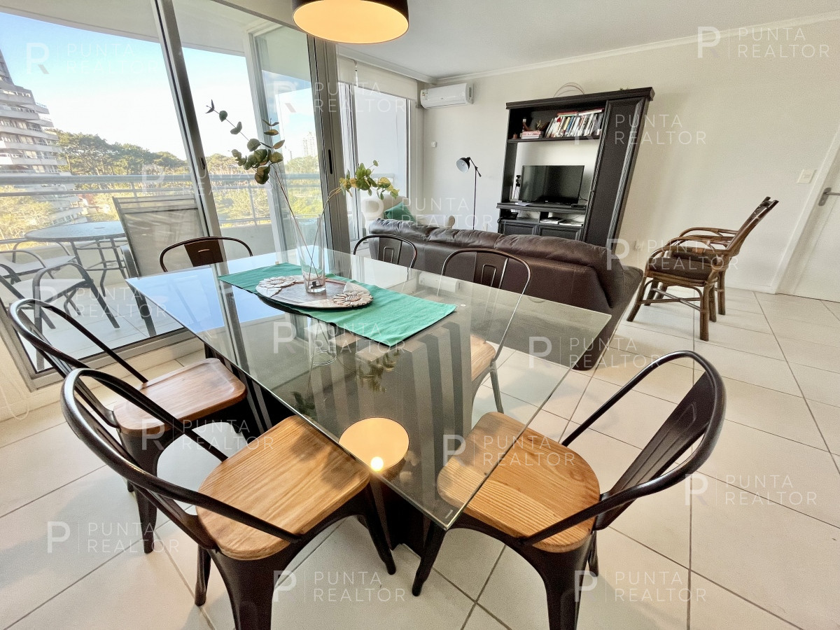 Apartamento ID.379 - Departamento, Alquiler, 2 dormitorios, Ocean Drive, Punta del Este, Uruguay
