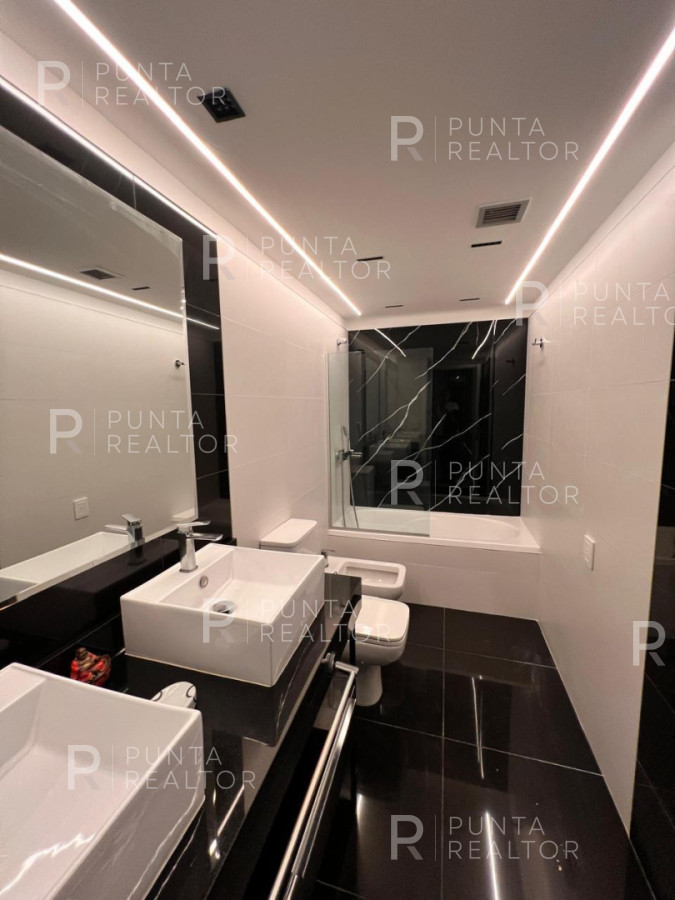 Apartamento ID.2573 - Alquiler Departamento, 3 Dormitorios, Brava, Punta Del Este, Uruguay  