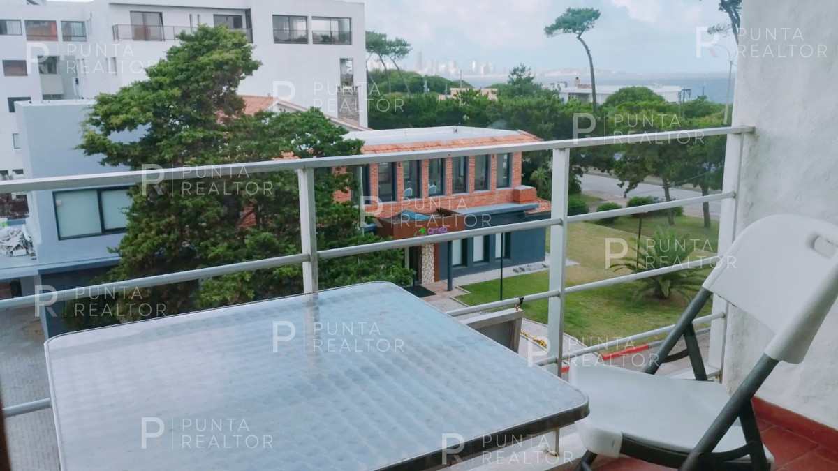 Apartamento ID.2523 - Venta Departamento 2 Dormitorios, Playa Mansa, Punta Del Este, Uruguay