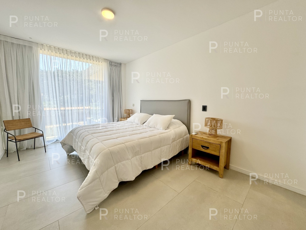 Apartamento ID.2240 - Departemento alquiler 2 dormitorios, Sense Manantiales, Uruguay