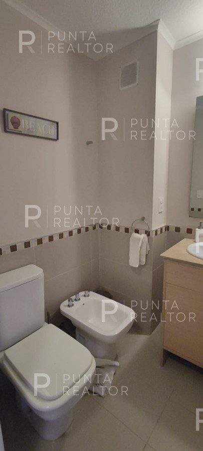 Apartamento ID.378 - Departamento 4 dormitorios alquiler, Ocean Drive , Punta del Este, Uruguay