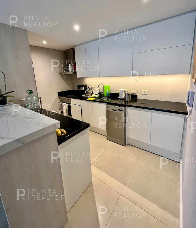 Apartamento ID.2171 - Departamento Alquiler, 2 dormitorios,  La Barra, Uruguay