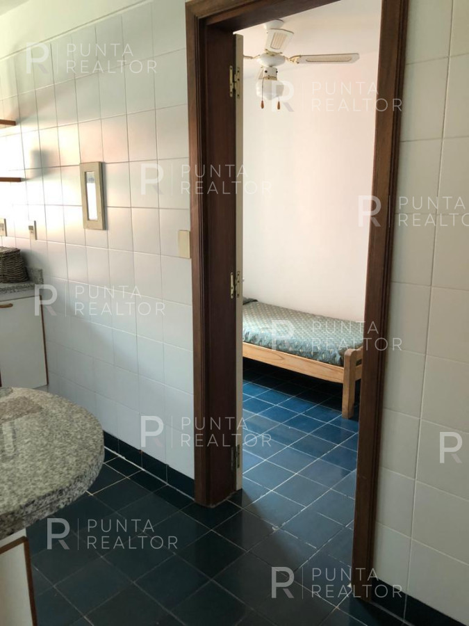 Apartamento ID.2366 - Departamento venta 3 dorimtorios y servicio, Manantiales, Uruguay