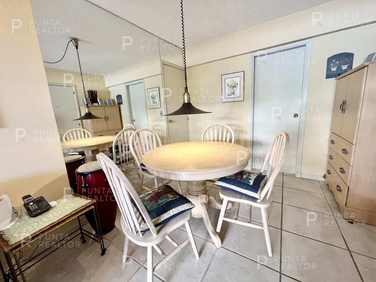 Apartamento ID.1614 - Apartamento de 3 dormitorios en El Emir, Punta del Este, Uruguay