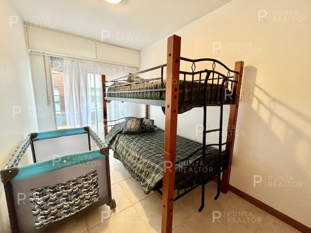 Apartamento ID.1614 - Apartamento de 3 dormitorios en El Emir, Punta del Este, Uruguay