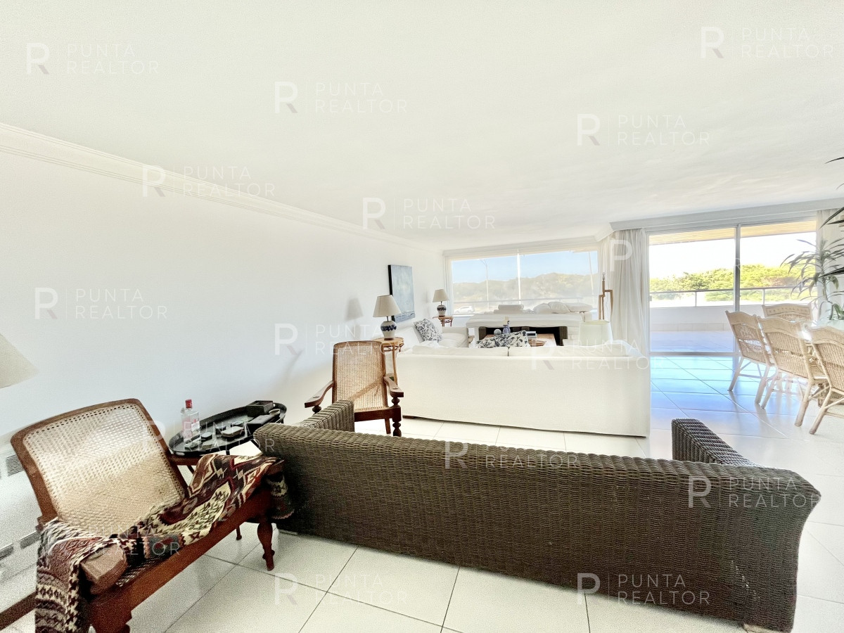 Apartamento ID.1762 - Apartamento alquiler 5 dormitorios Rincón del Indio, Punta del Este, Uruguay
