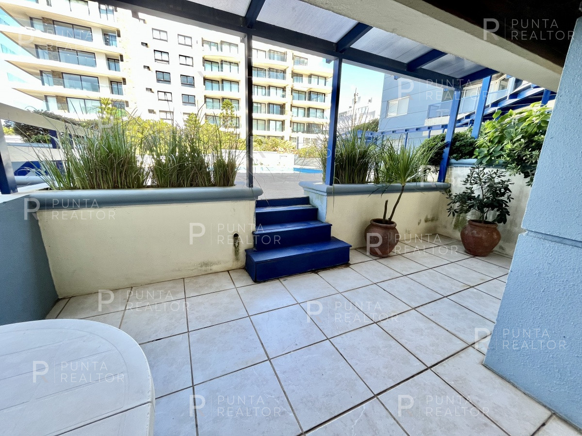 Apartamento ID.1614 - Apartamento de 3 dormitorios en El Emir, Punta del Este, Uruguay