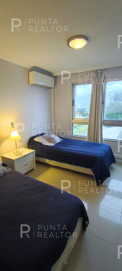Apartamento ID.378 - Departamento 4 dormitorios alquiler, Ocean Drive , Punta del Este, Uruguay