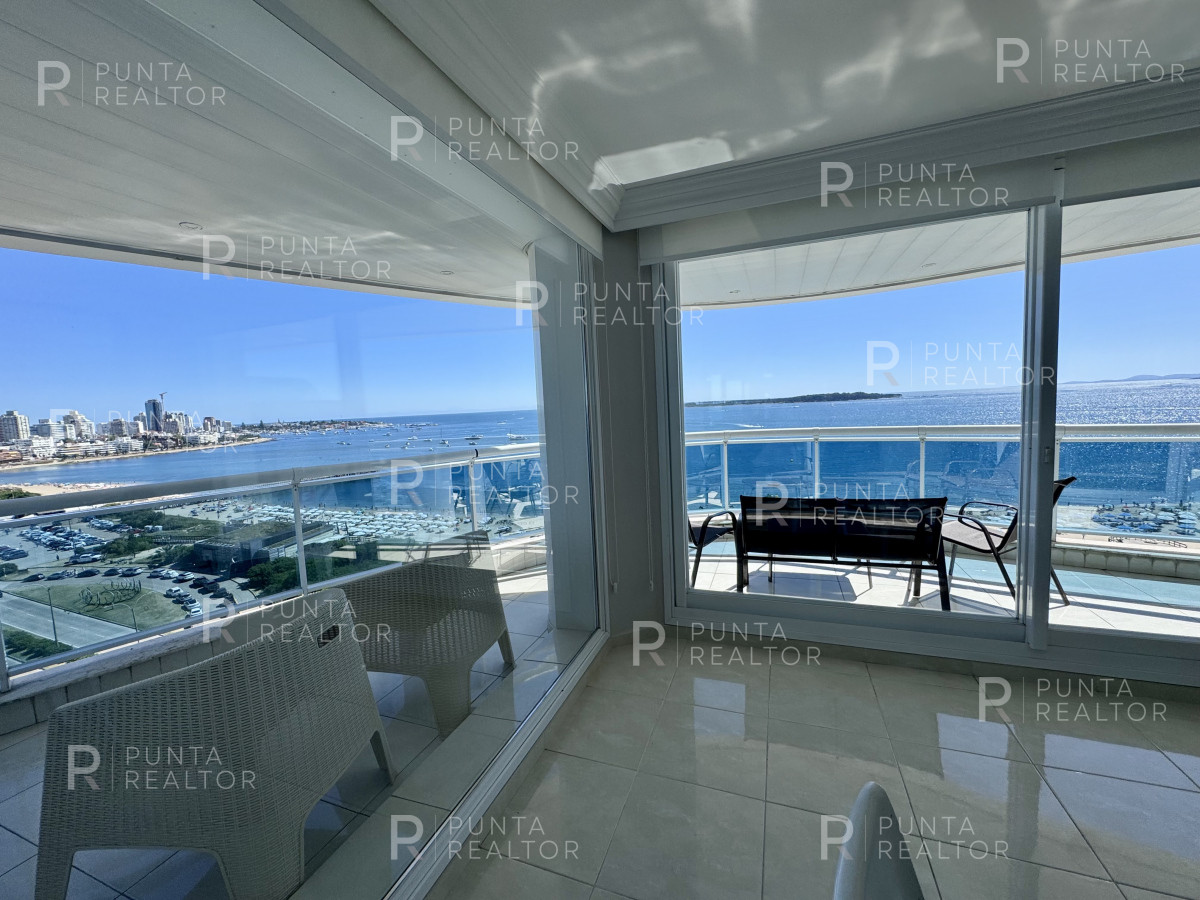 Apartamento ID.70 - Depatamento venta 4 dormitorios,  Playa Mansa, Punta del Este, Uruguay