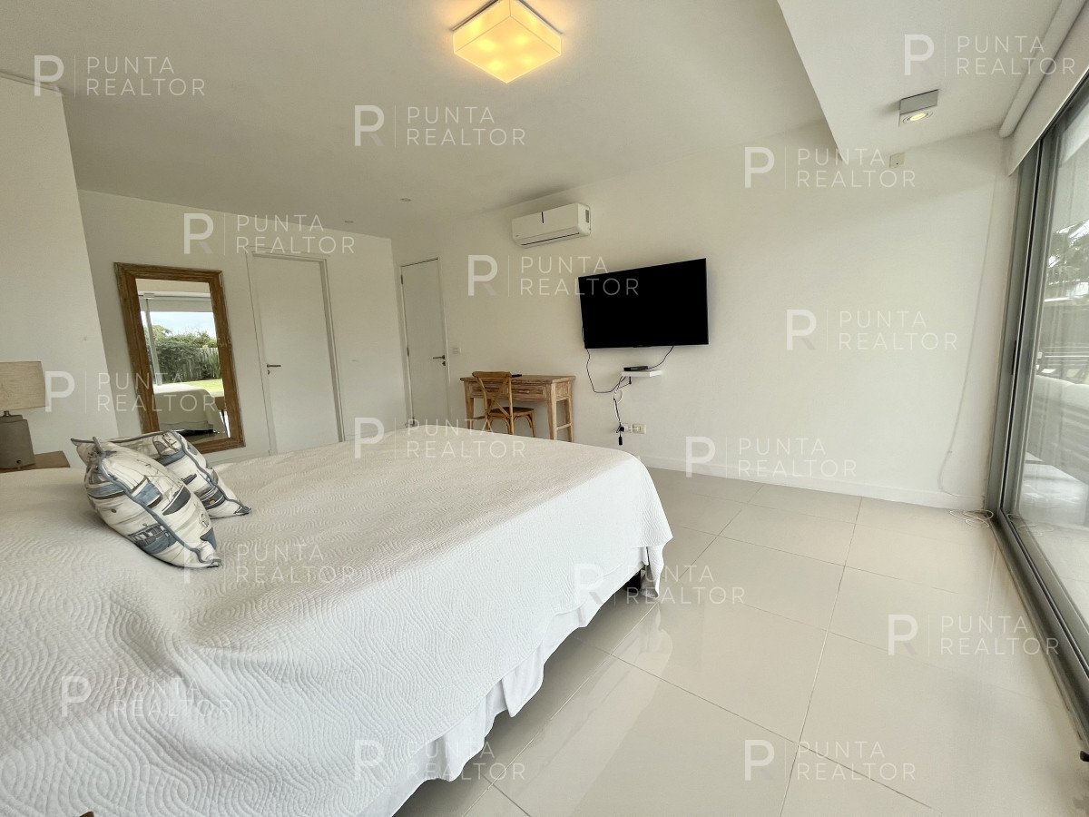 Apartamento ID.1740 - Apartamento en venta en Bikini Beach, Manantiales, Uruguay