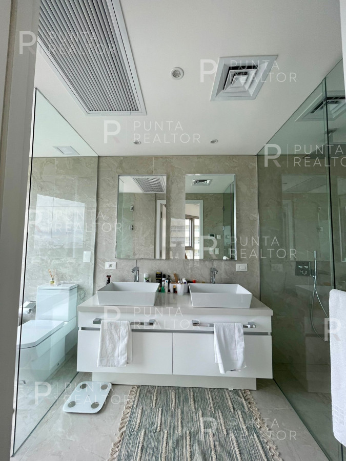 Apartamento ID.2258 - Departamento alquiler 2 dormitorios, Trump Tower, Punta del Este, Uruguay