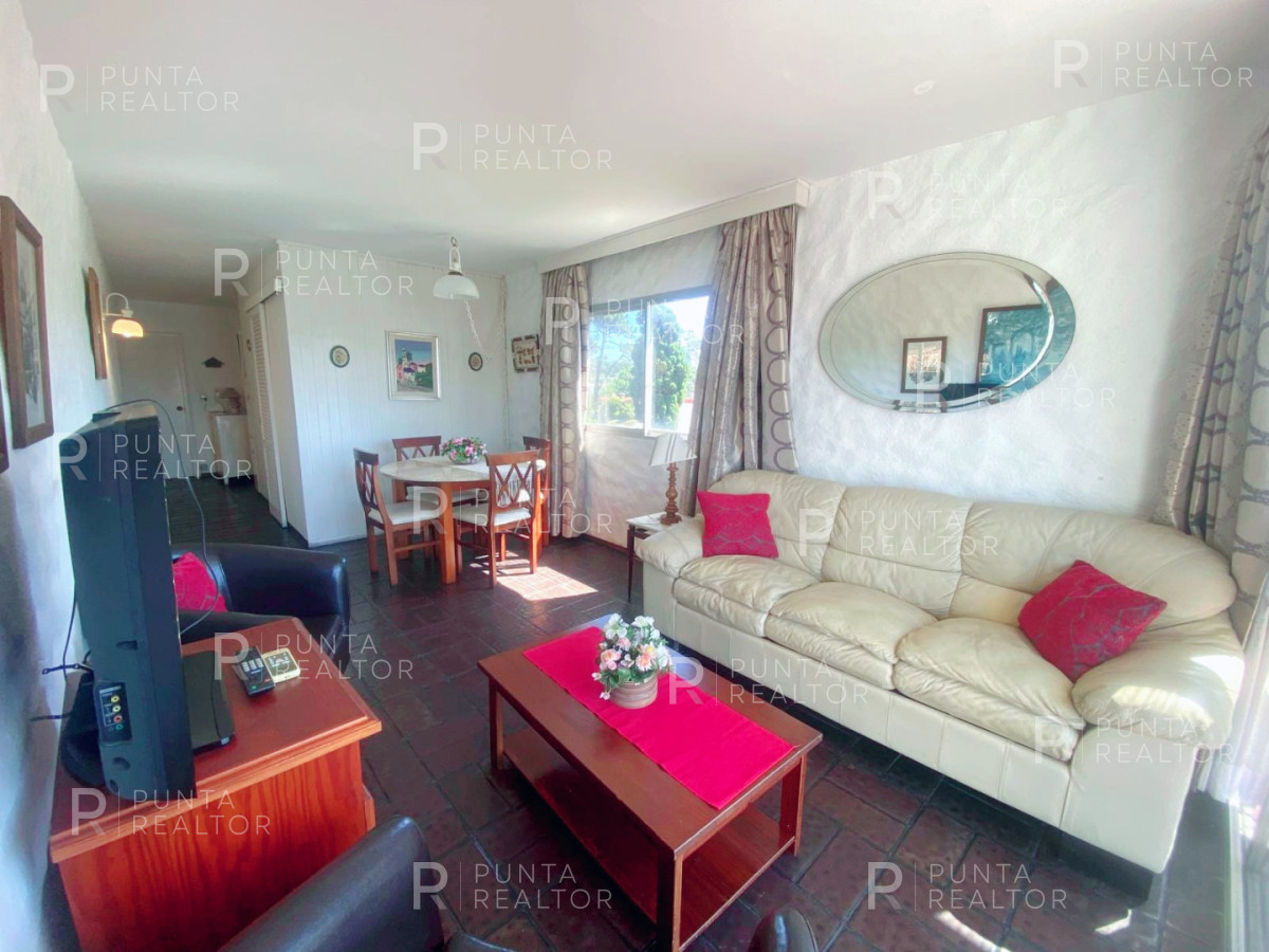 Apartamento ID.2523 - Venta Departamento 2 Dormitorios, Playa Mansa, Punta Del Este, Uruguay