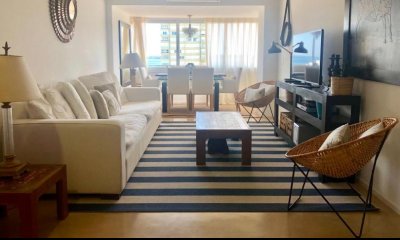 Apartamento en venta en Punta del Este, Uruguay.