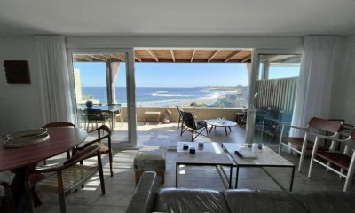 Magnífico penthouse duplex sobre La Posta del Cangrejo, La Barra, Uruguay