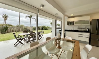 Apartamento en venta en Bikini Beach, Manantiales, Uruguay